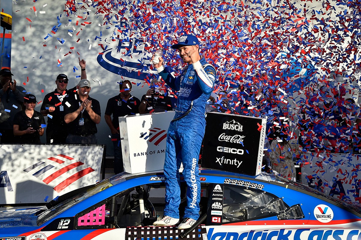 Larson rallies to take chaotic playoff toddle at Charlotte Roval