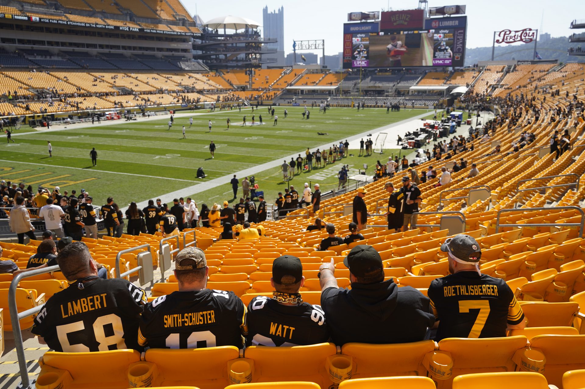 Steelers Investigating Fan Spreading Ashes at Heinz Self-discipline Earlier than Broncos Sport