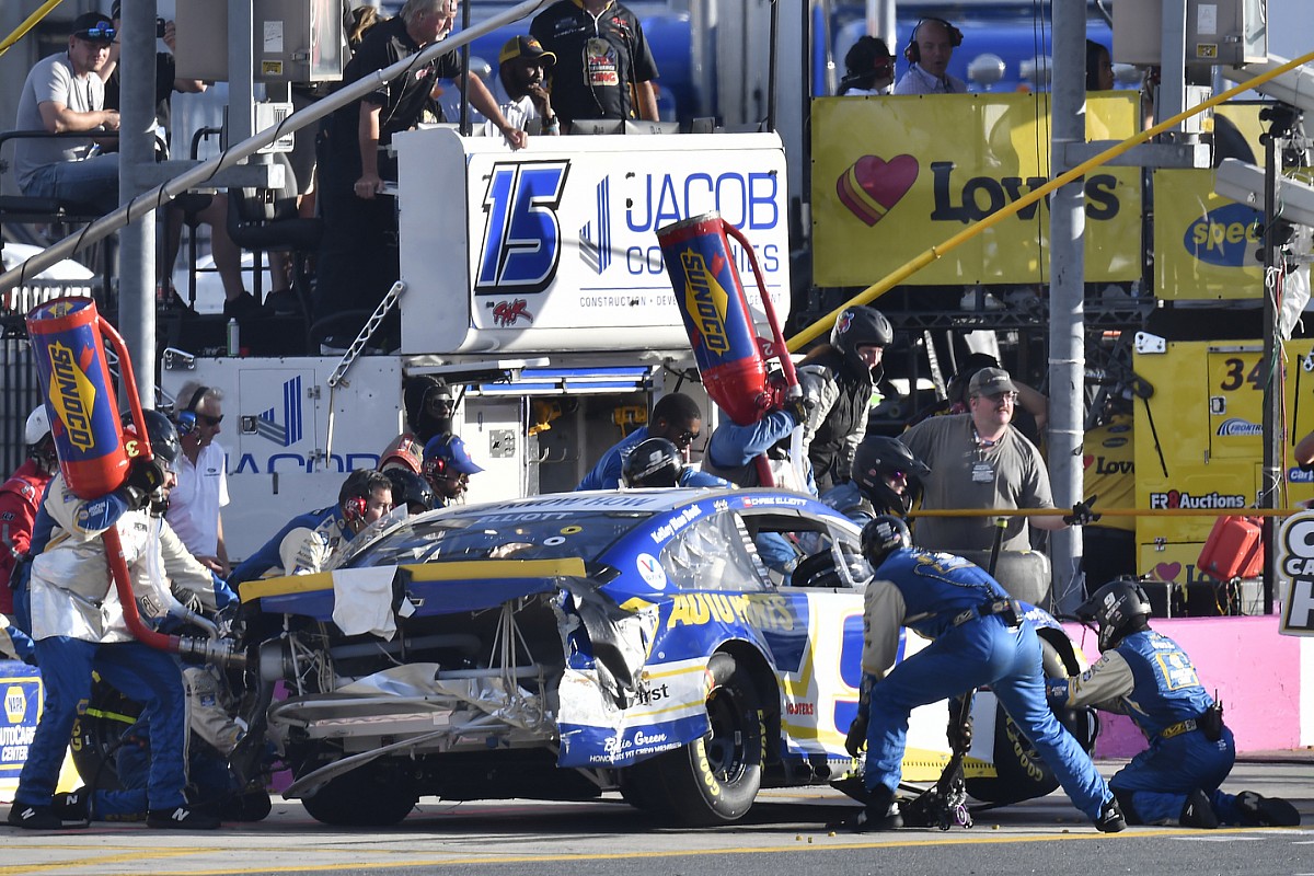 NASCAR’s rationalization of no-call on Elliott bumper falls short