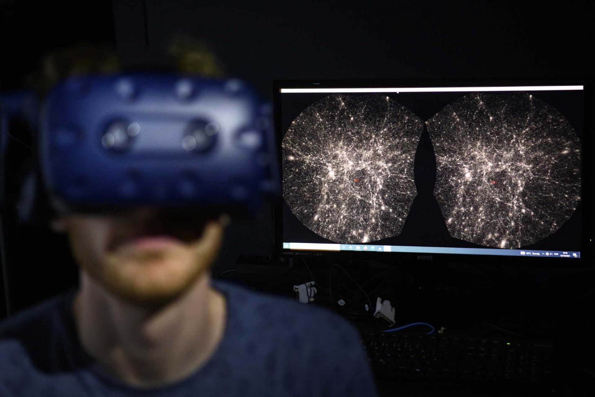 Titanic picture, plump info: Swiss unveil VR software of universe