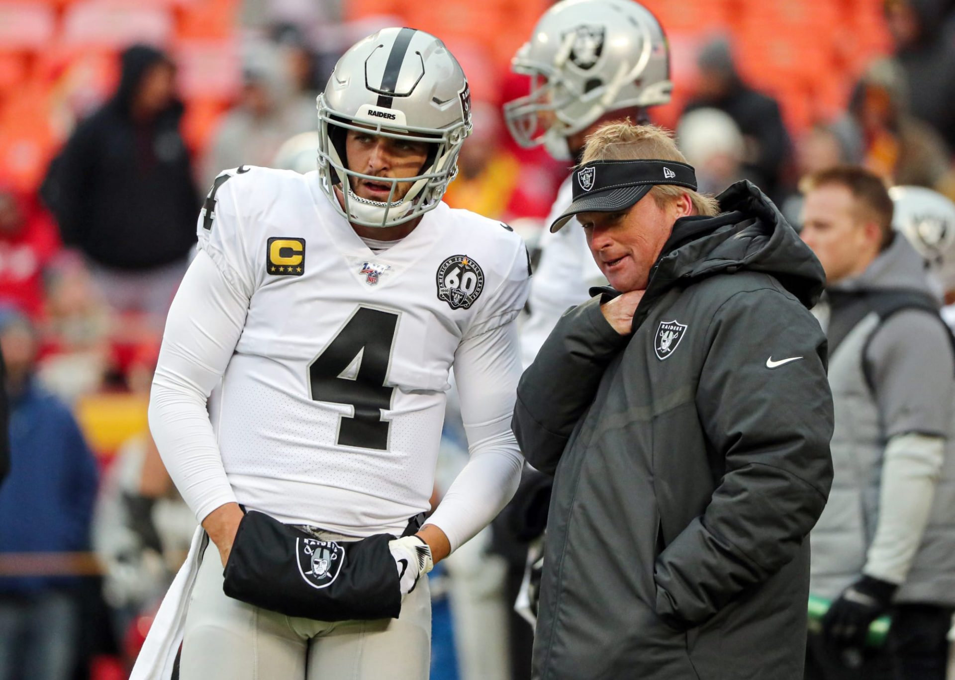 Raiders QB Derek Carr sits on fence with observation on Jon Gruden