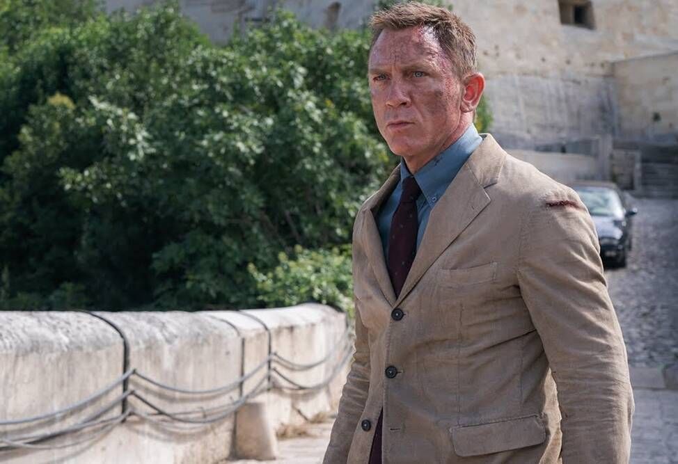 In ‘No Time To Die’, James Bond is Eventually Dressing His Age
