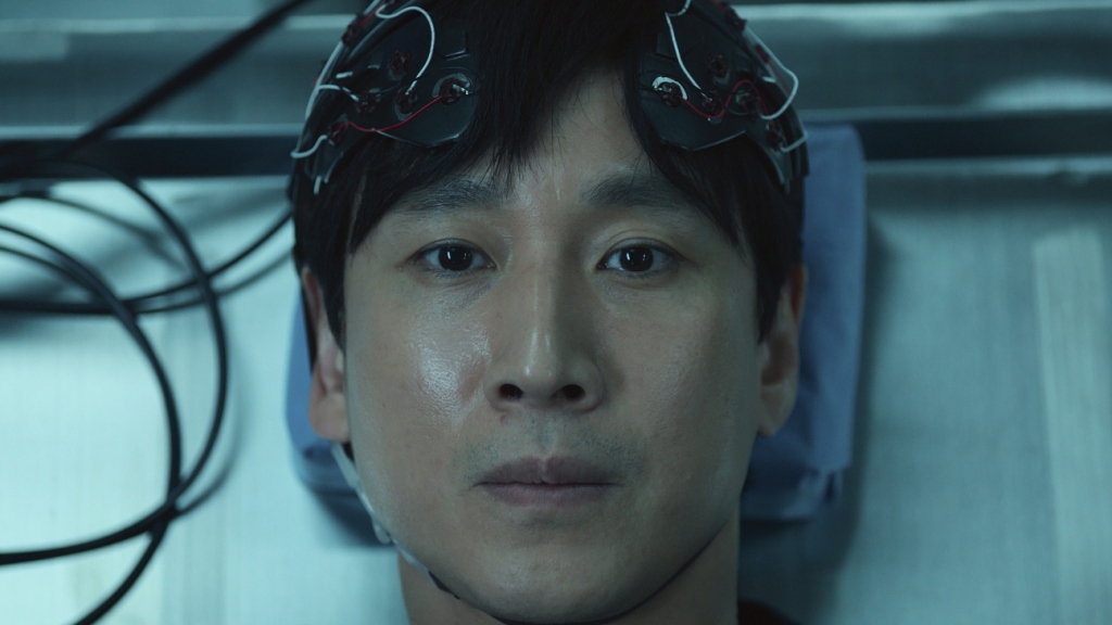 Apple Displays First Trailer, Release Date of Korean Sci-Fi Series ‘Dr. Mind’