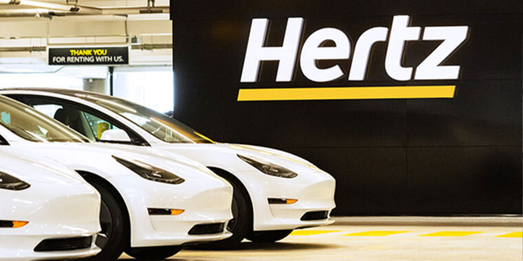 Hertz to steal 100,000 Tesla Model 3s for its apartment rapid