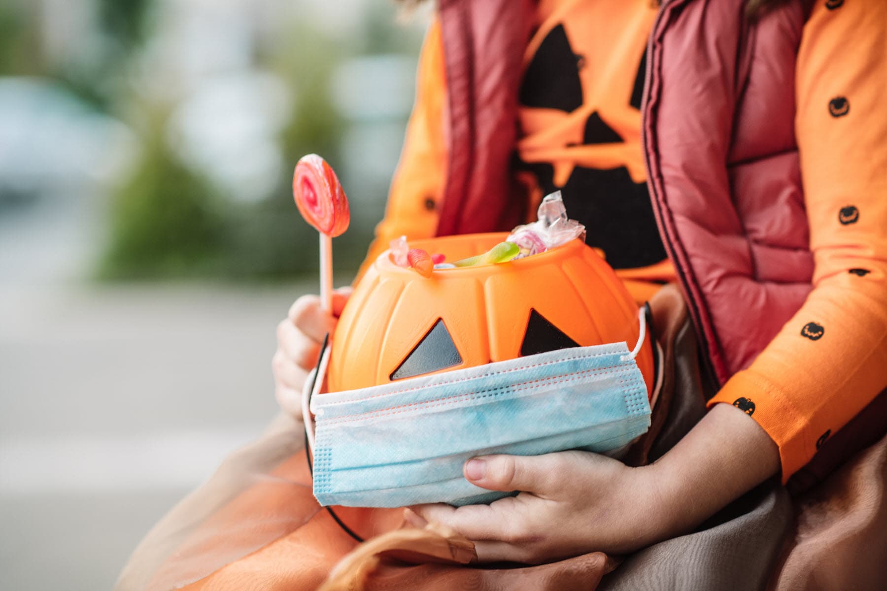 CDC Director Encourages Halloween Trick-or-Treating